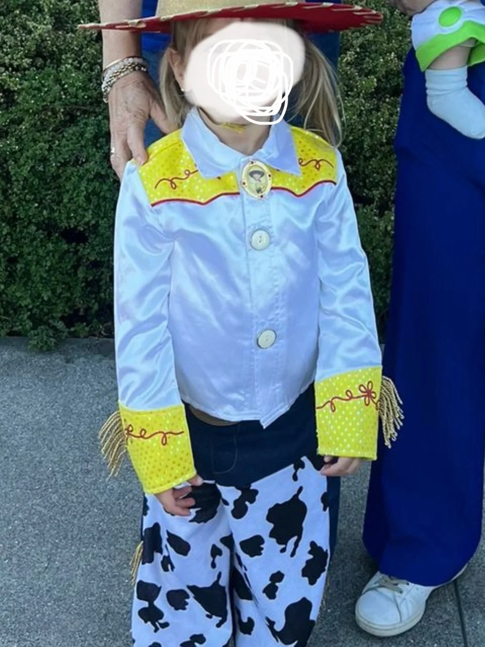 Disney Cowgirl Outfit in White, Yellow, Black